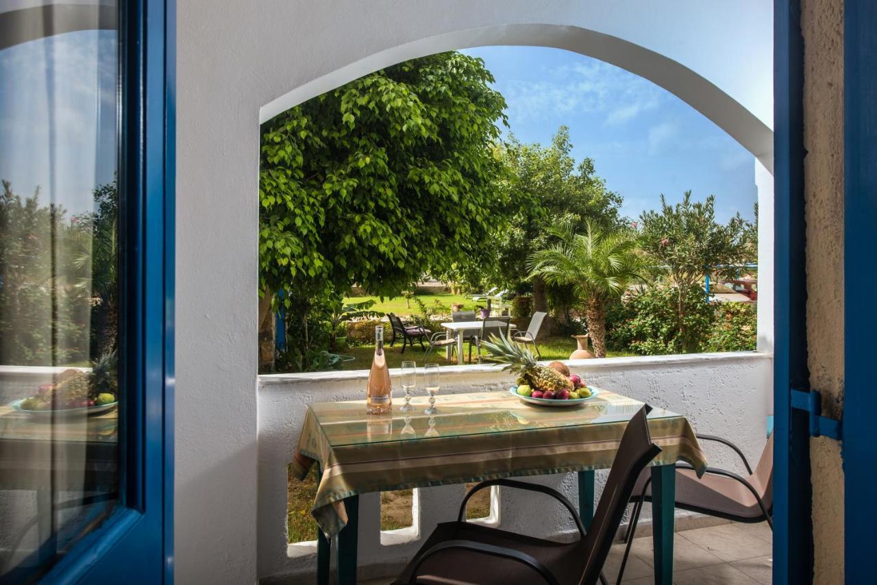 Hotel Aglaia Kalamaki  Bagian luar foto