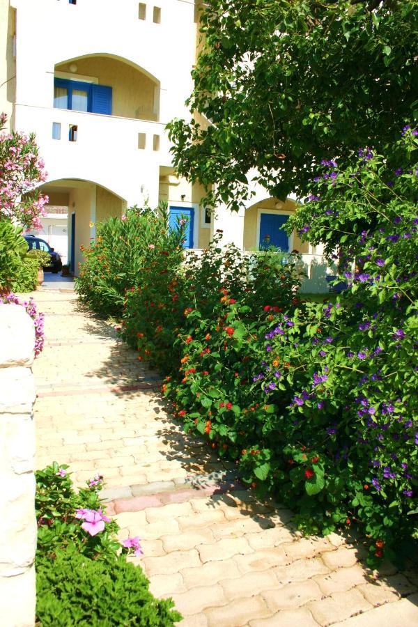 Hotel Aglaia Kalamaki  Bagian luar foto